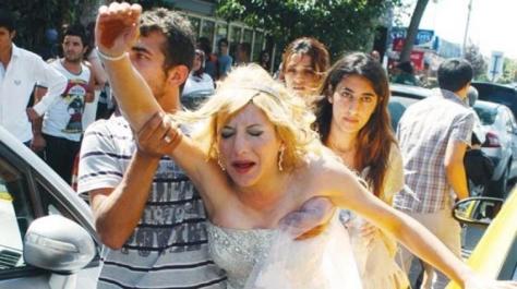 `Τύφλα` να ΄χουν τα τουρκικά σήριαλ!Απίστευτο ξύλο σε τουρκικό γάμο!