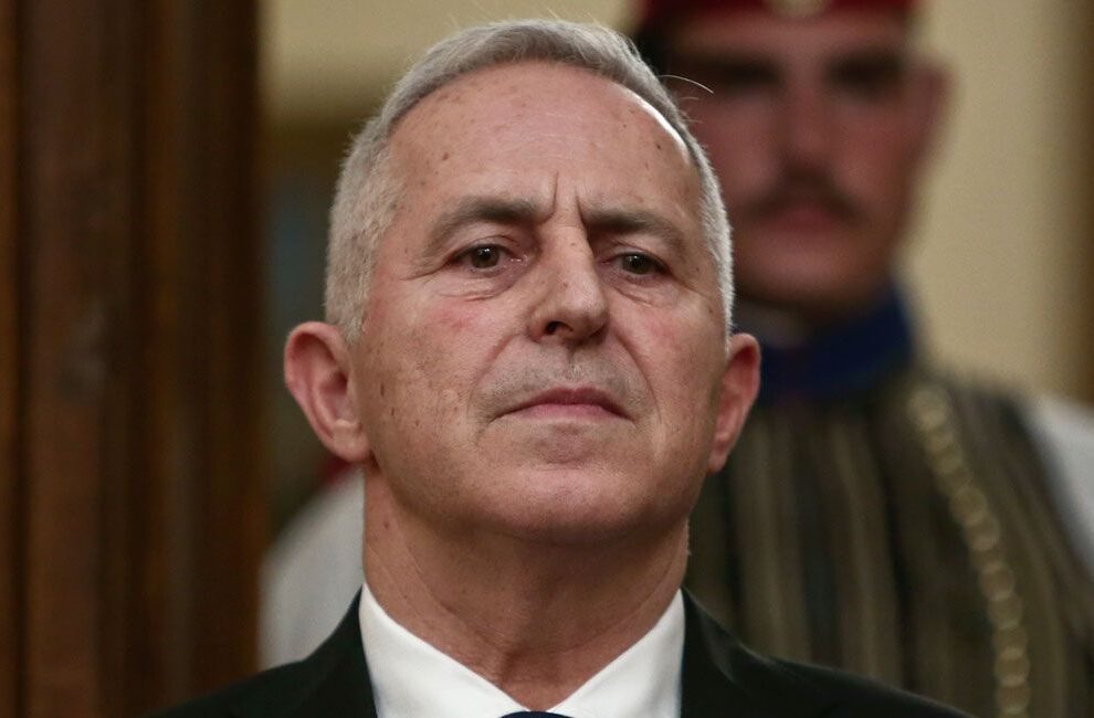 Αποστολάκης