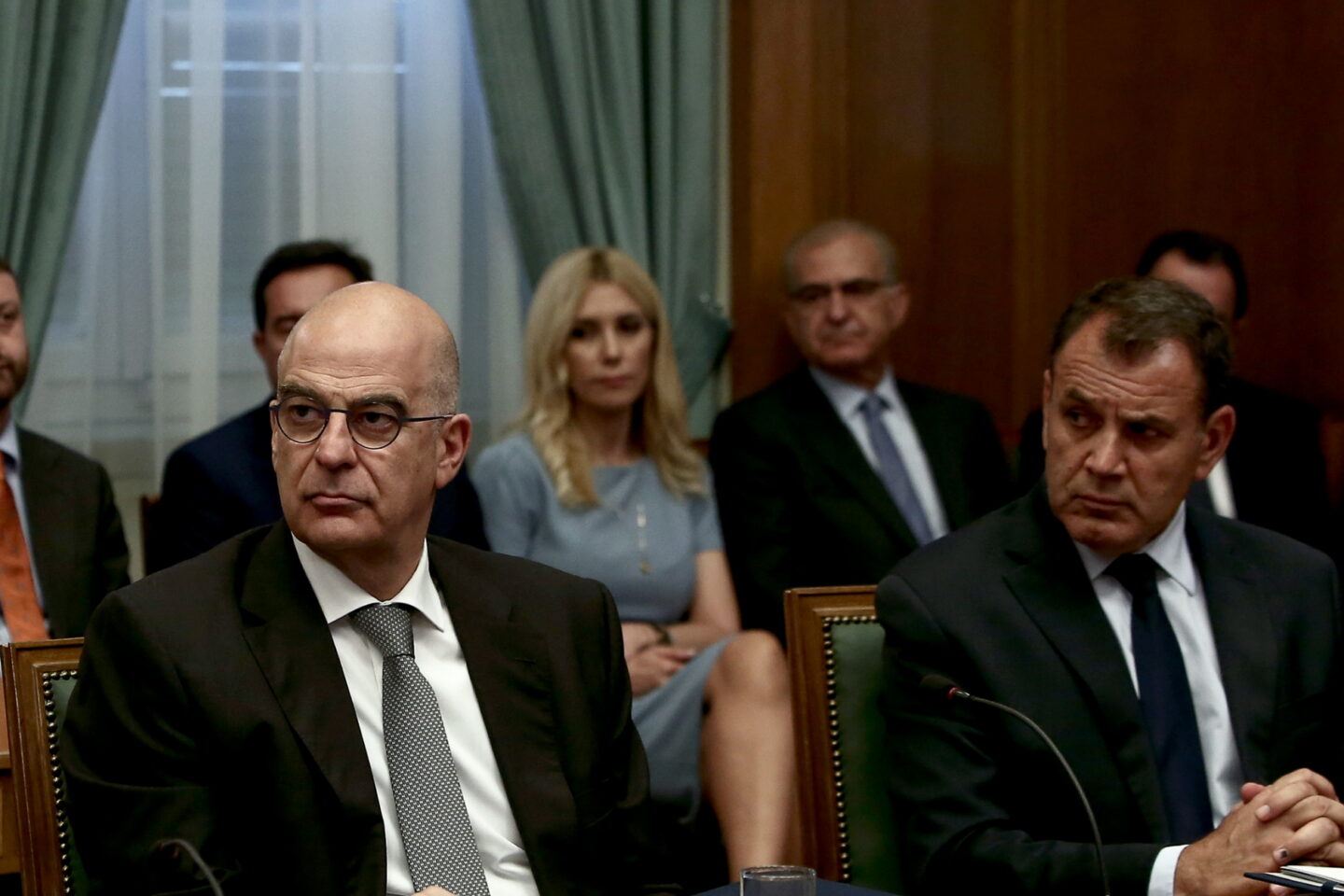 Δένδιας