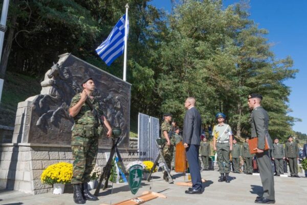Στεφανής