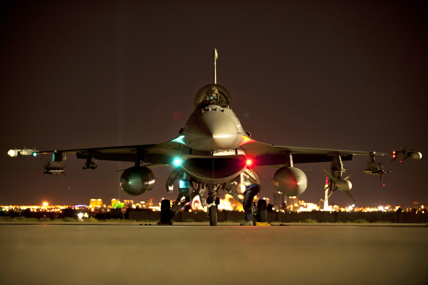 F-16