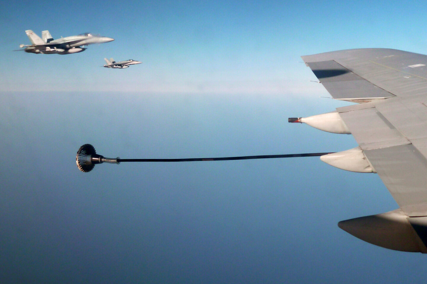 F-18