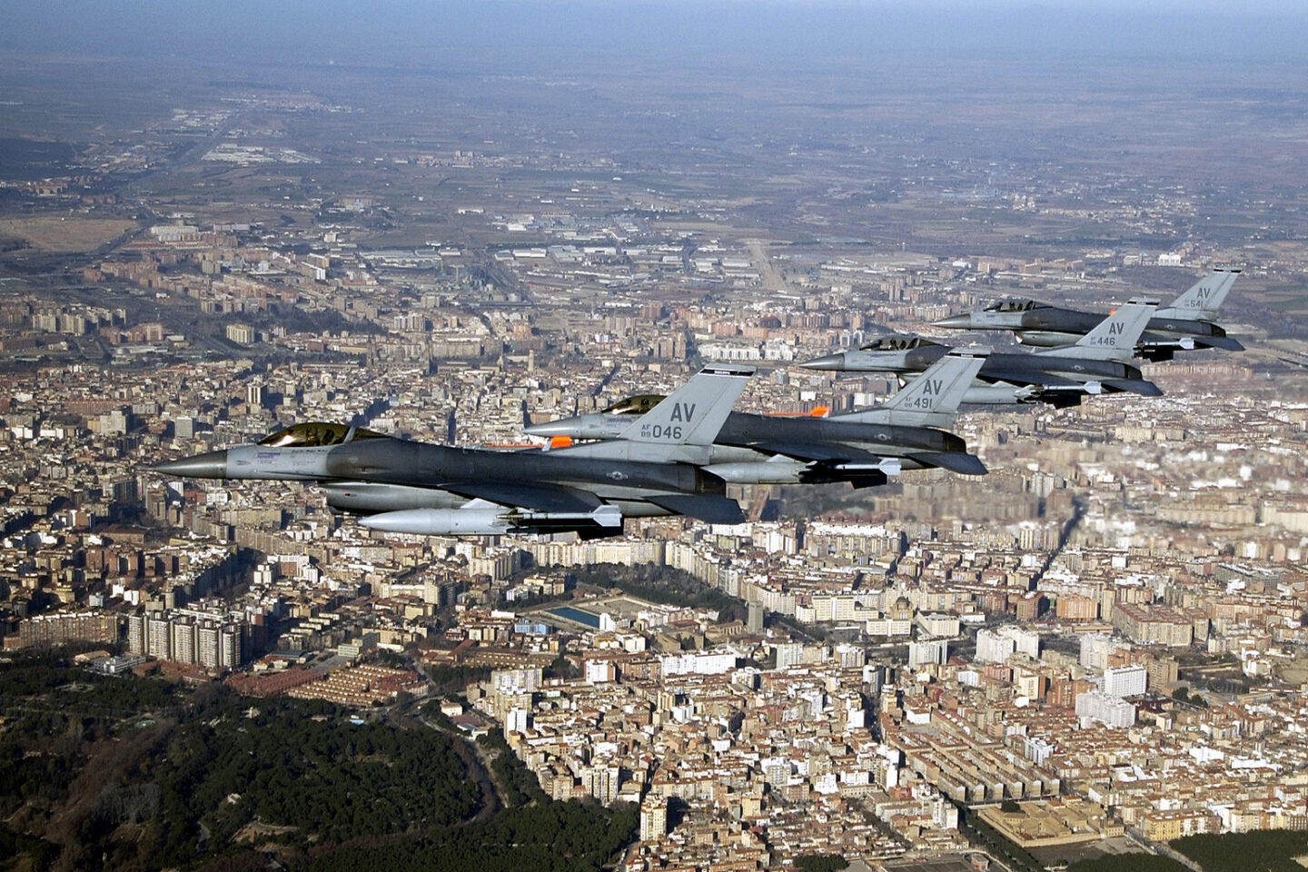 F-16
