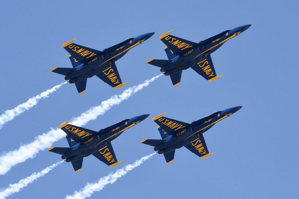 F-18