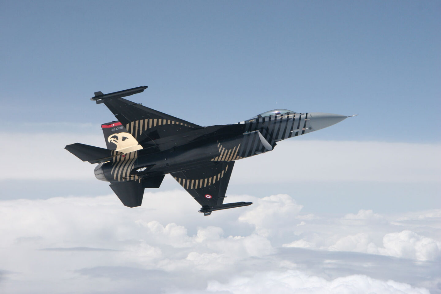 F-16