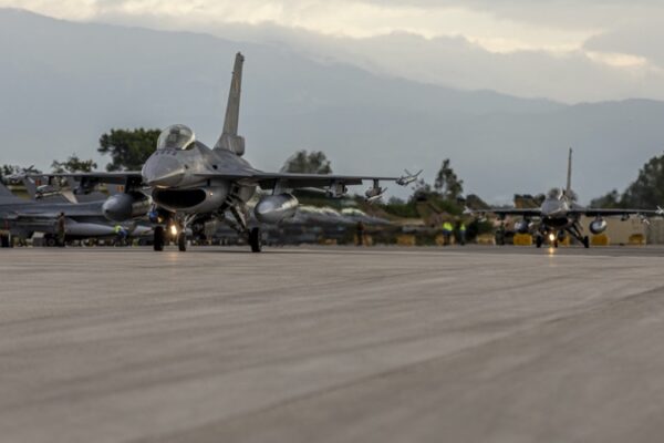 F-16