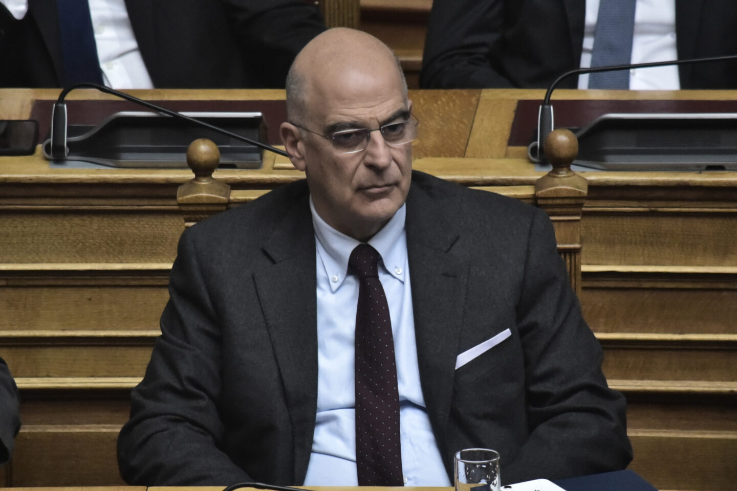 Δένδιας