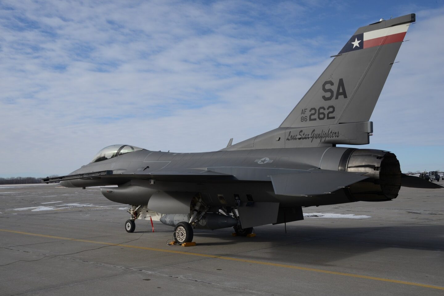 f-16