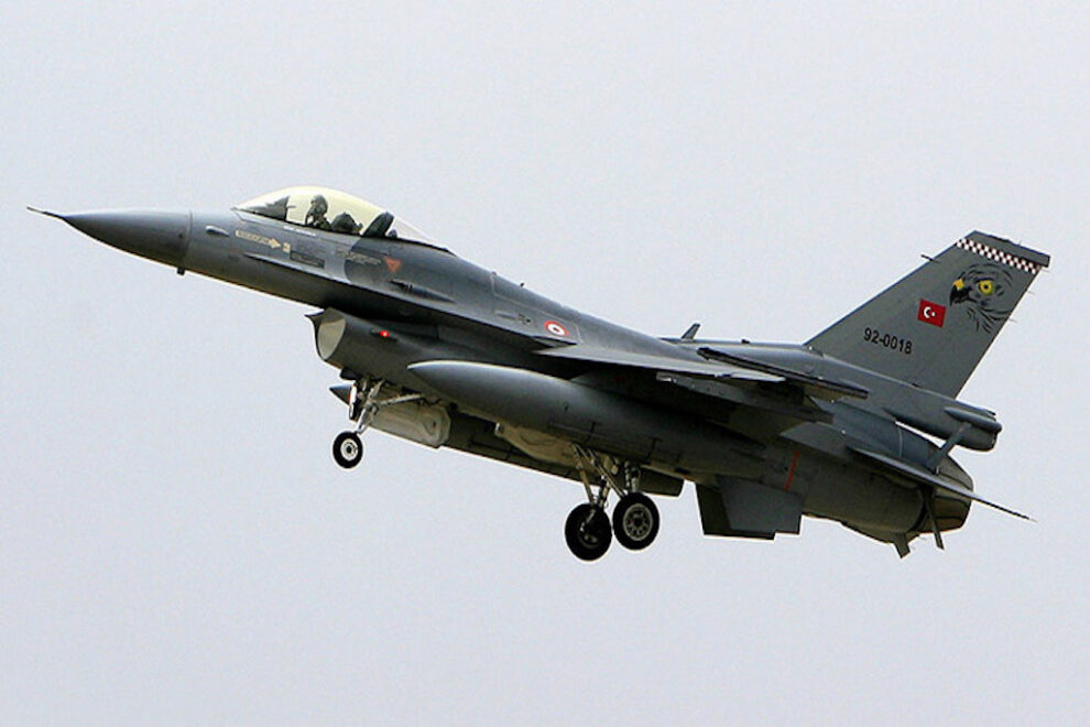 f-16