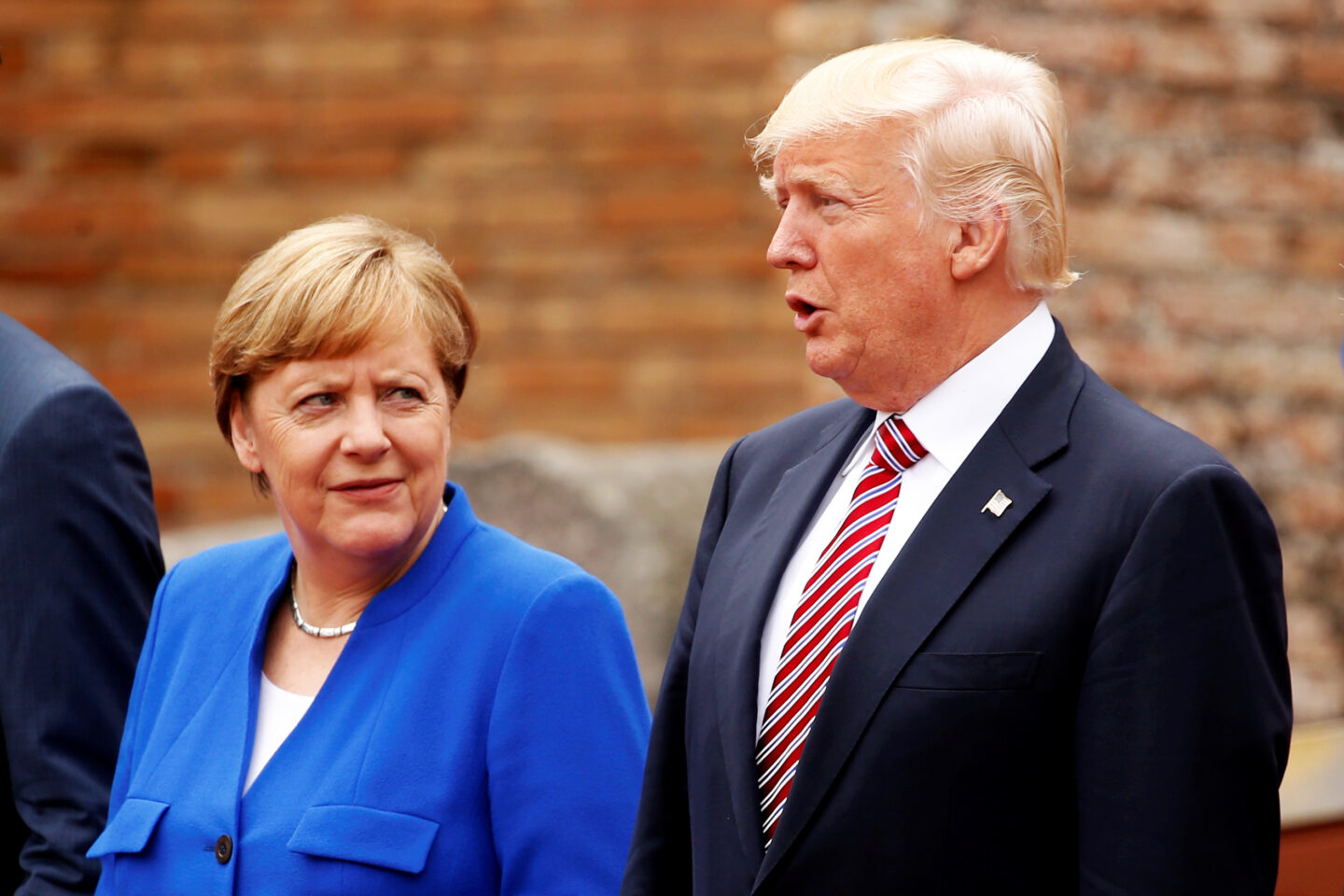 g7