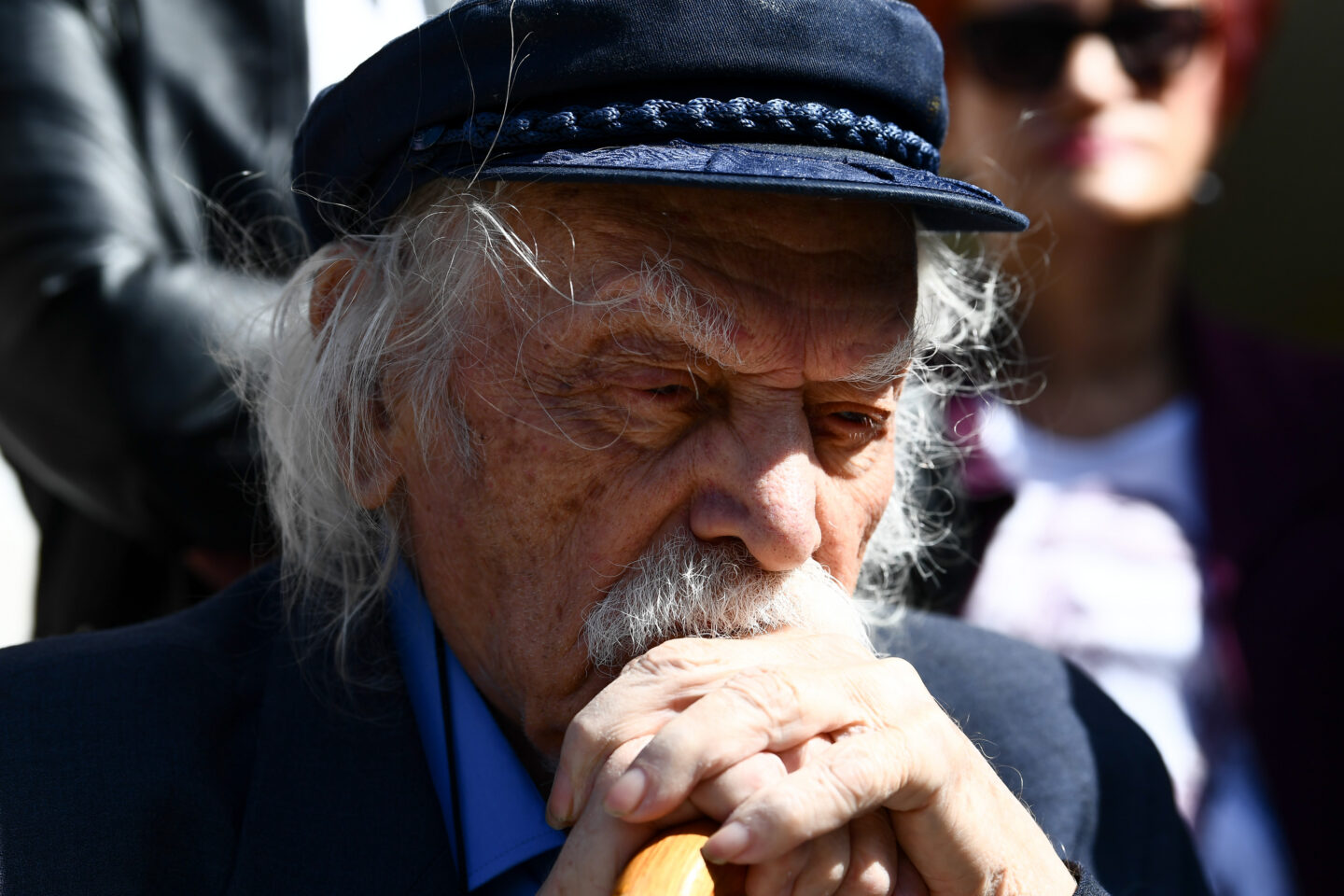 Γλέζος