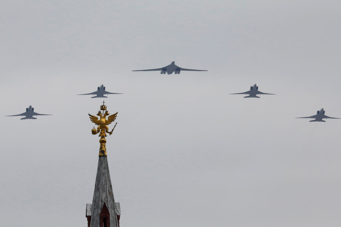 Tu-160