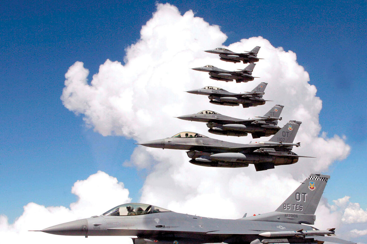 f-16