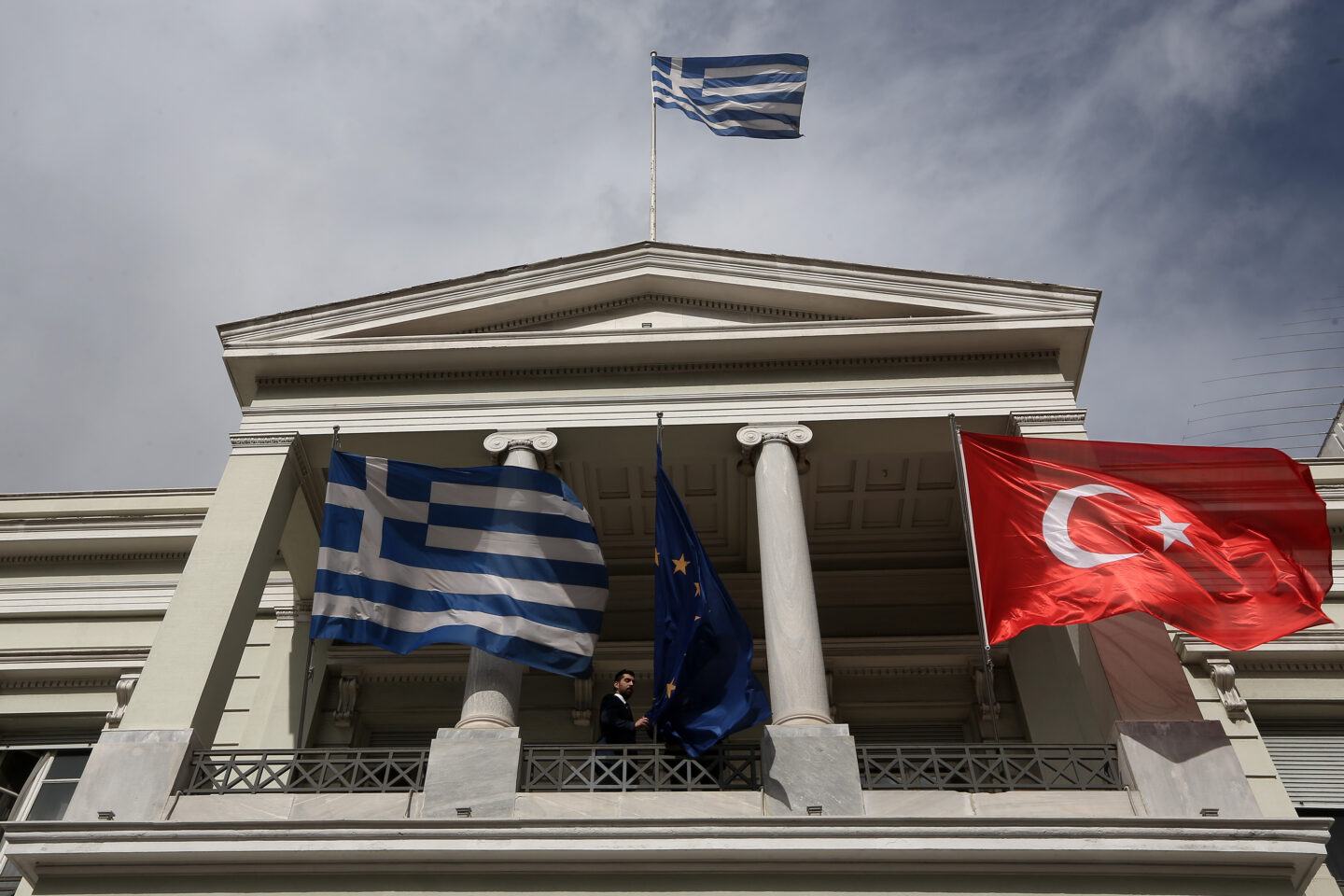διπλωματικές πηγές