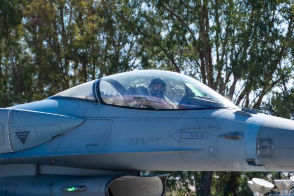 F-16