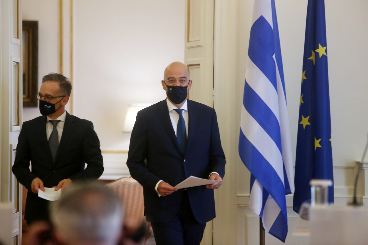 δένδιας