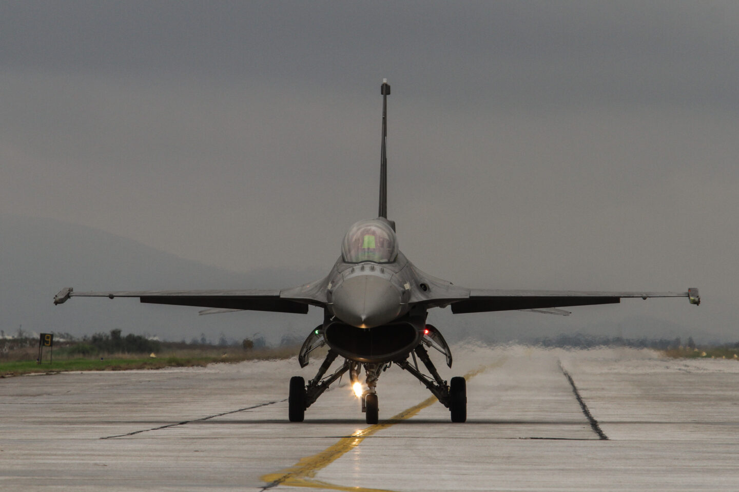 F-16