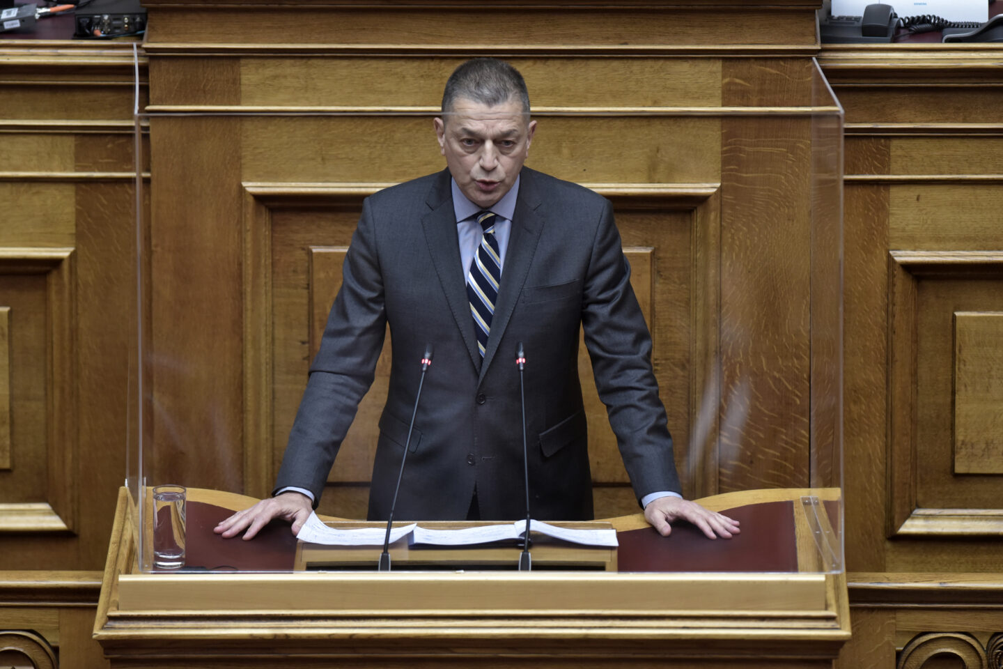 Στεφανής