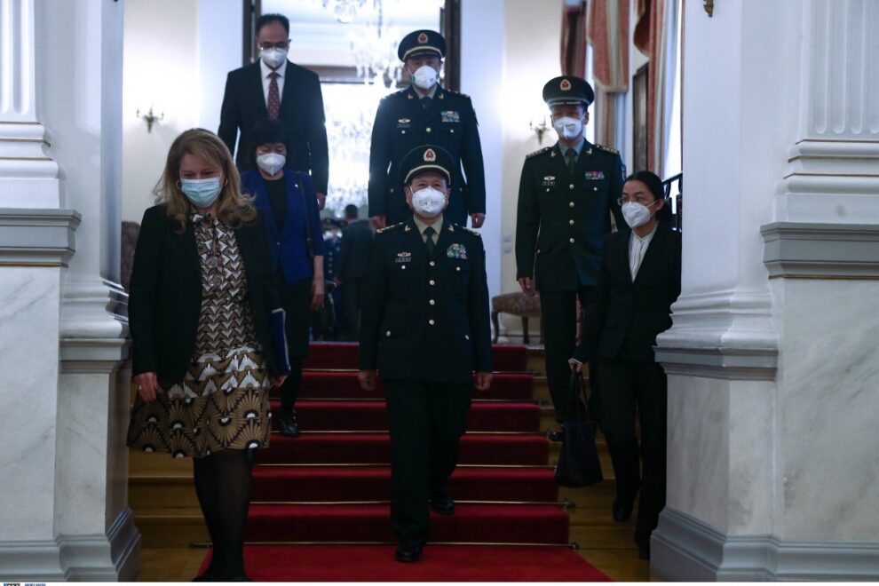 Αθήνα: Επίσκεψη του Υπουργού Άμυνας της Κίνας – Συνάντηση με Πρόεδρο της Δημοκρατίας και ΥΕΘΑ