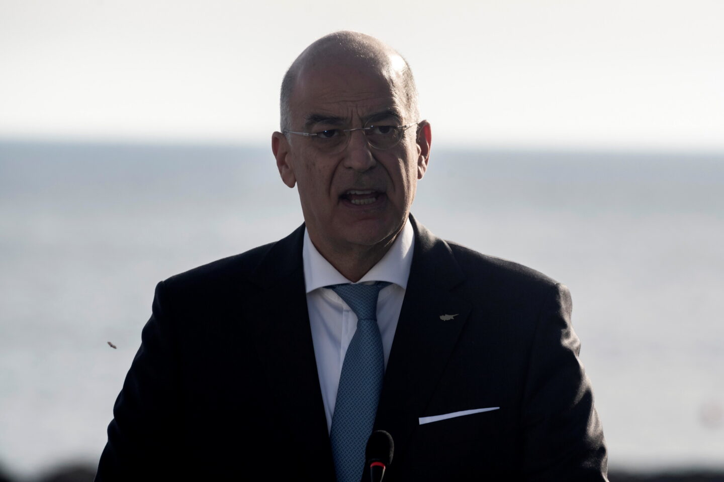 Δένδιας