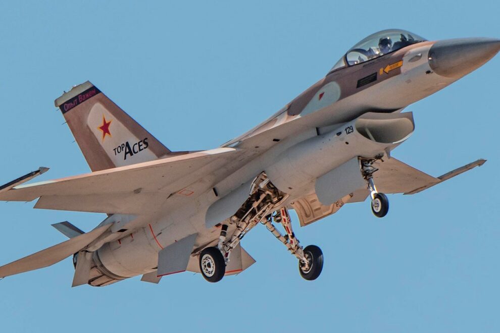 F-16