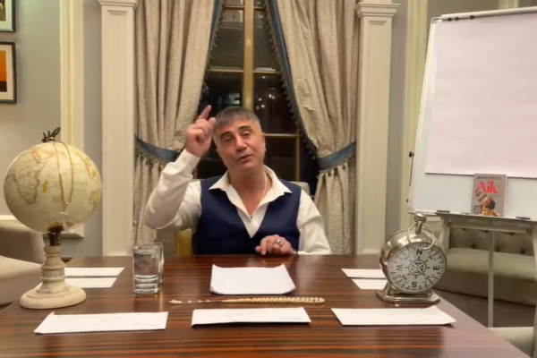 Σεντάτ Πεκέρ
