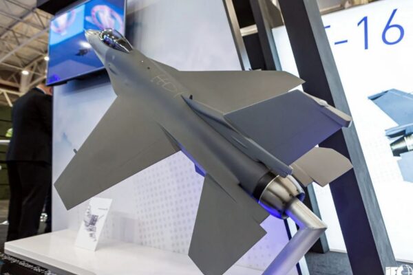 F-16