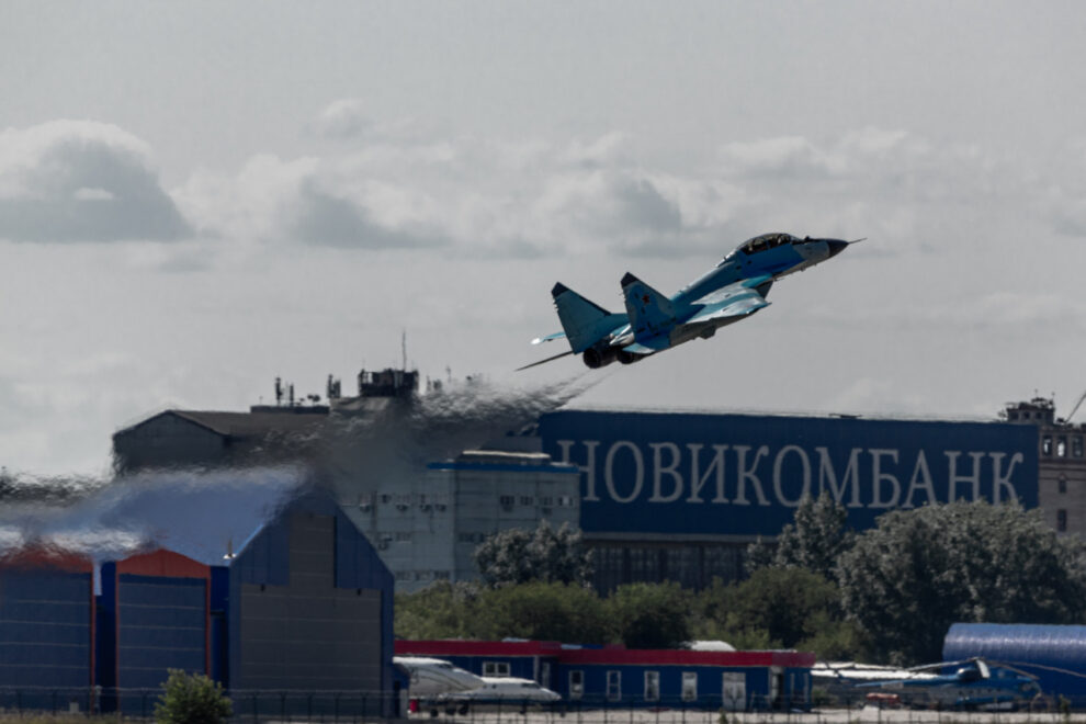 MiG-35