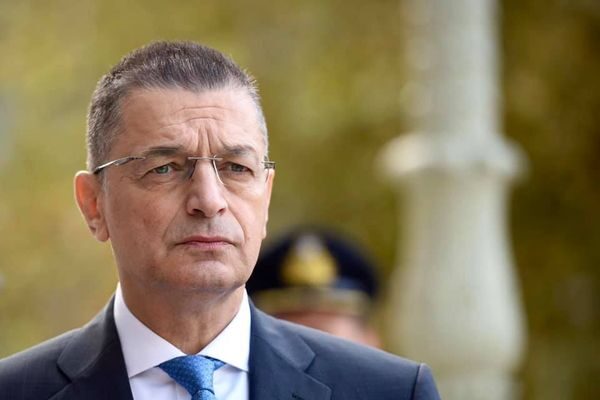 Στεφανής