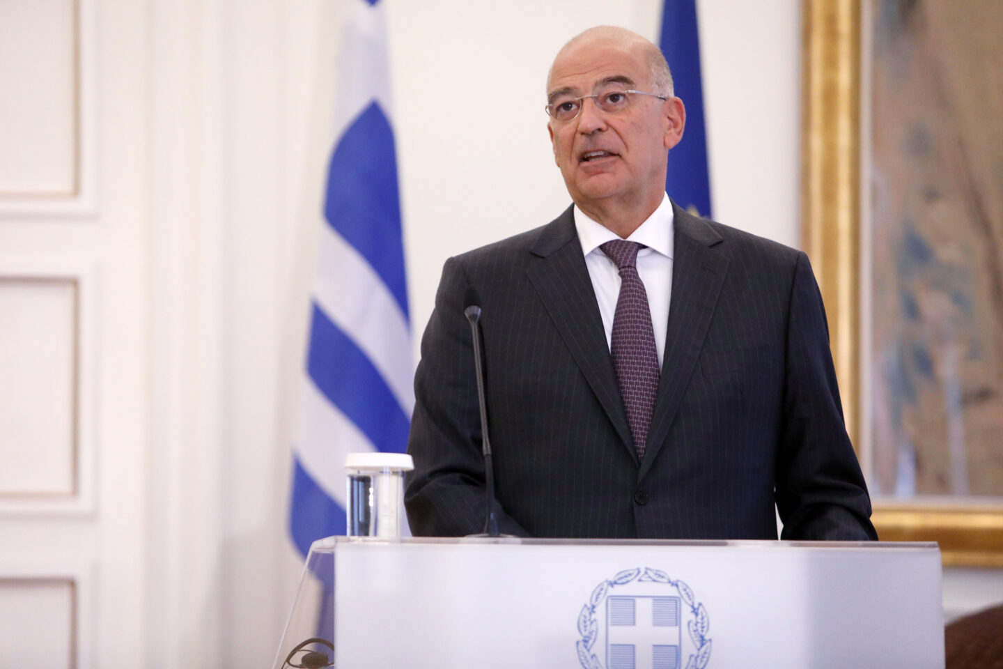 Δένδιας