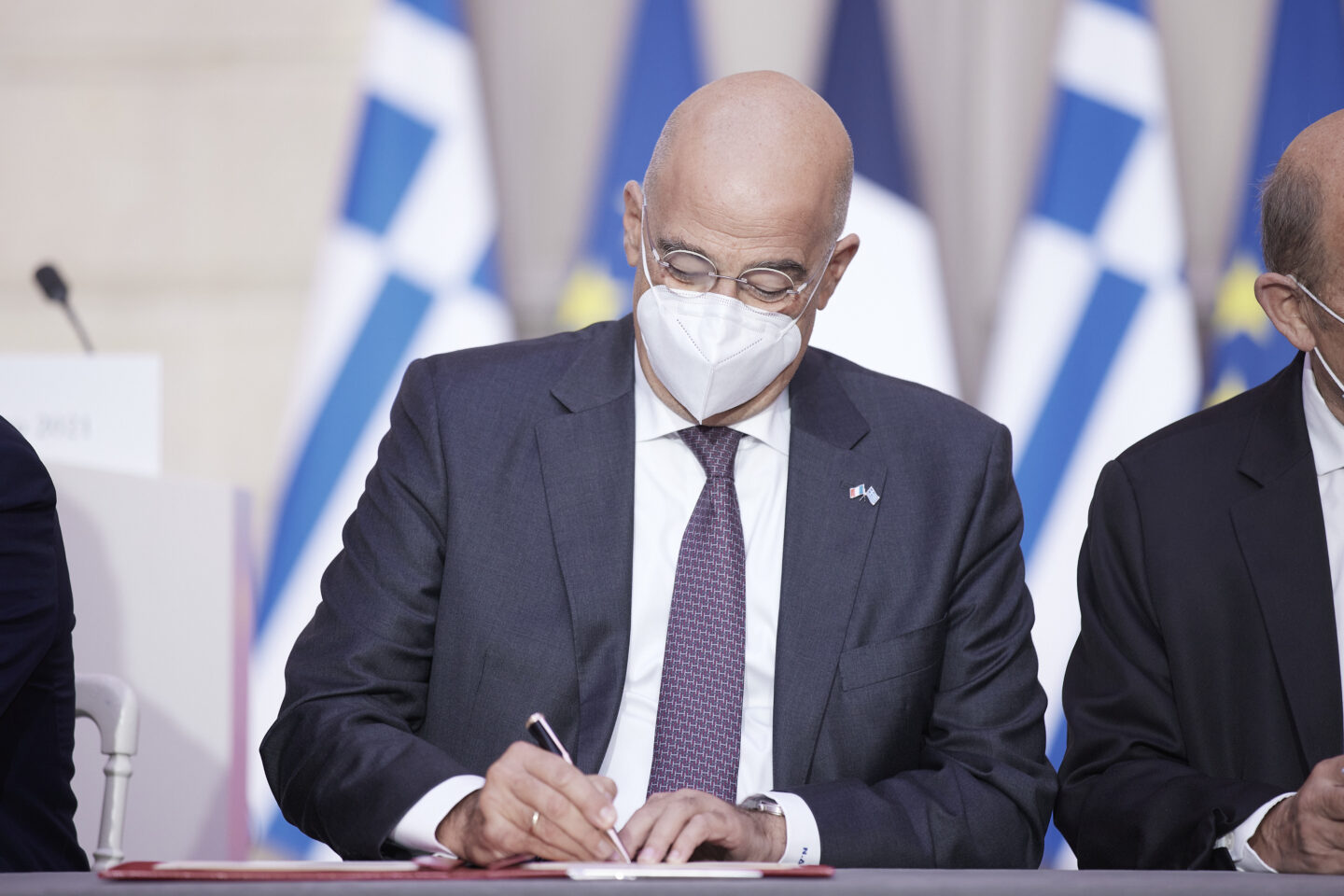Δένδιας