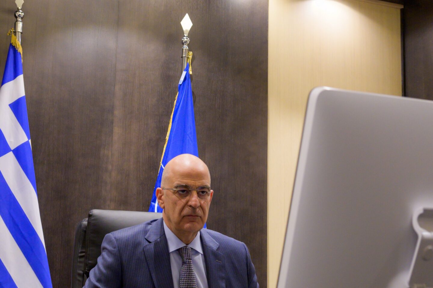 Δένδιας