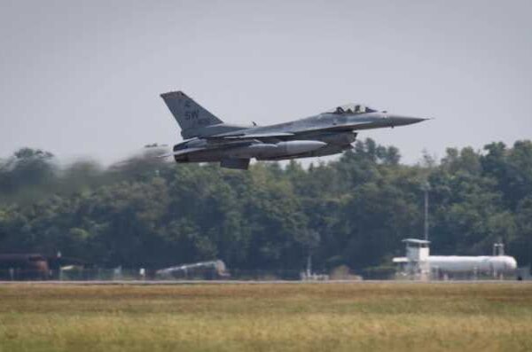 F-16
