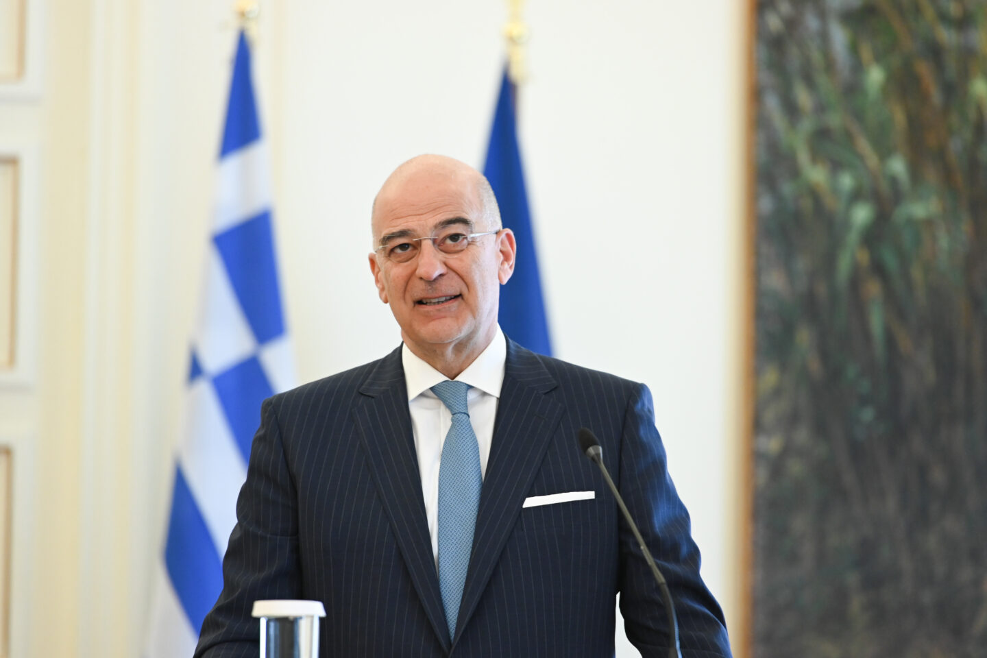Δένδιας