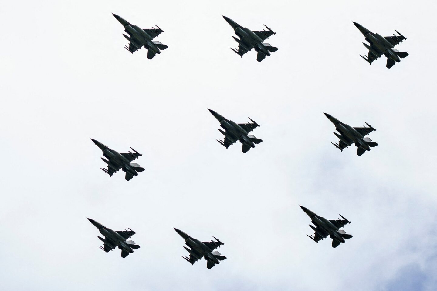 F-16