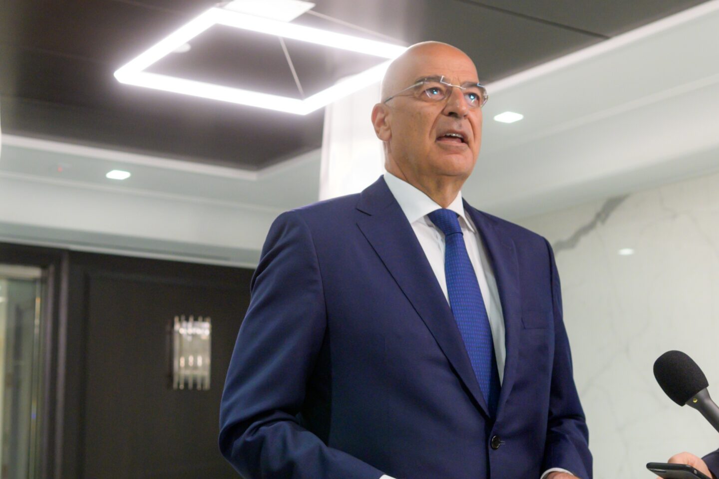 Δένδιας