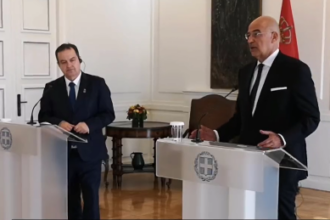 Δένδιας