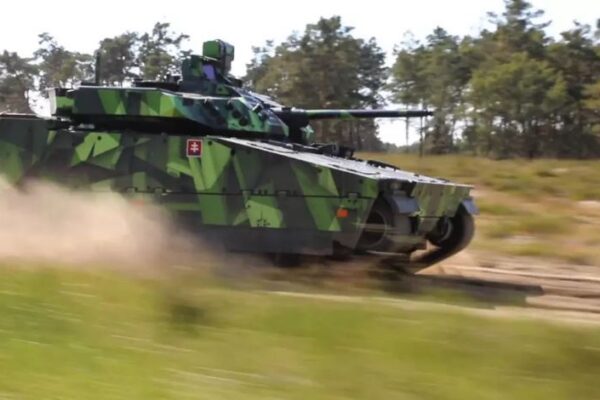 CV90