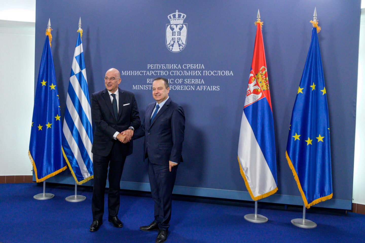 Δένδιας