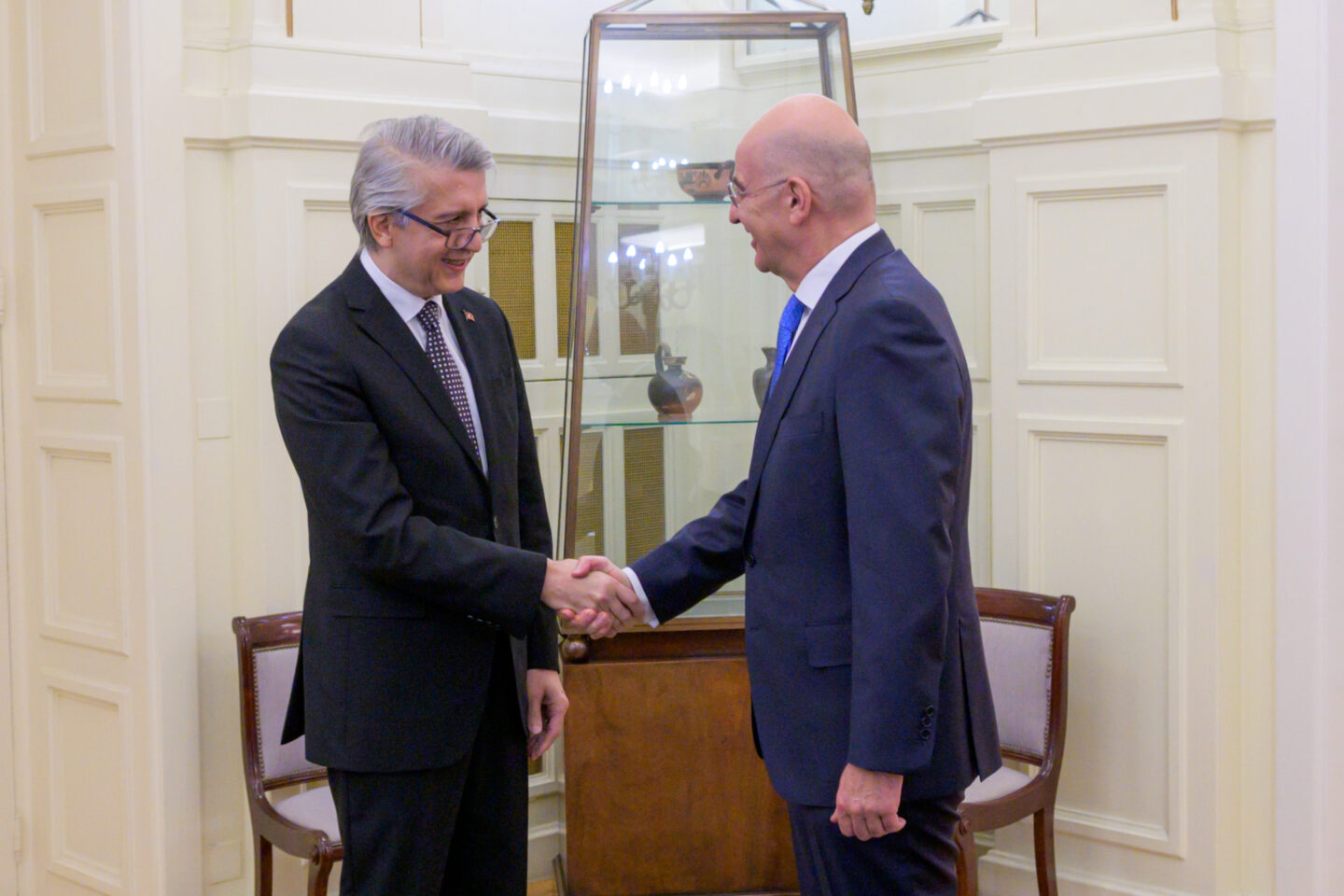Δένδιας