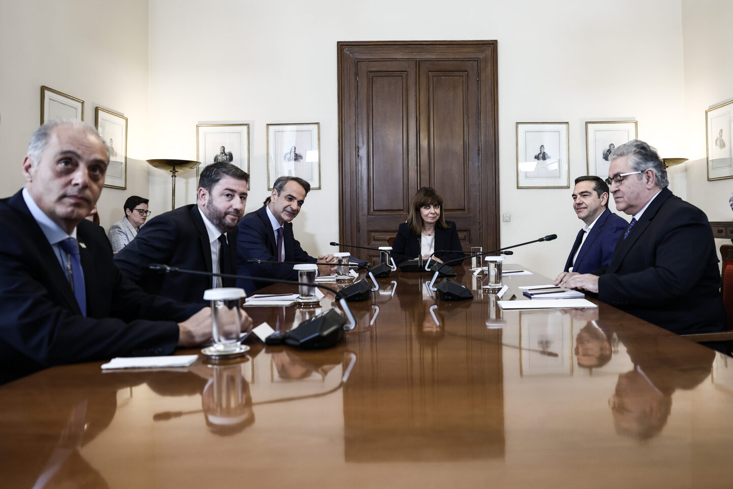 σύσκεψη αρχηγών