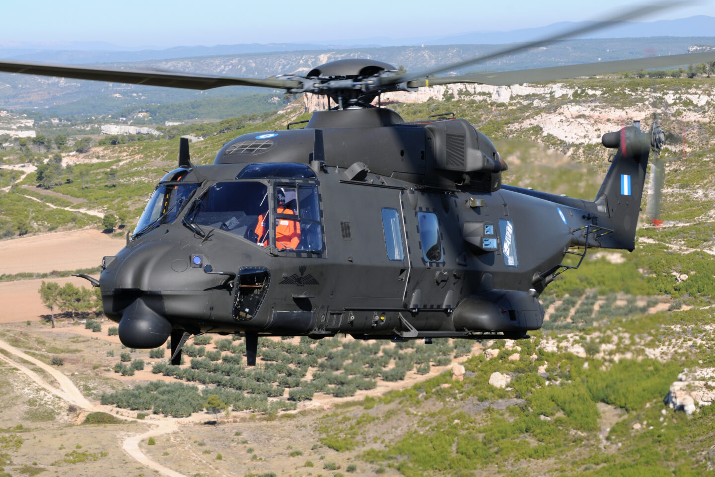 ΝΗ90