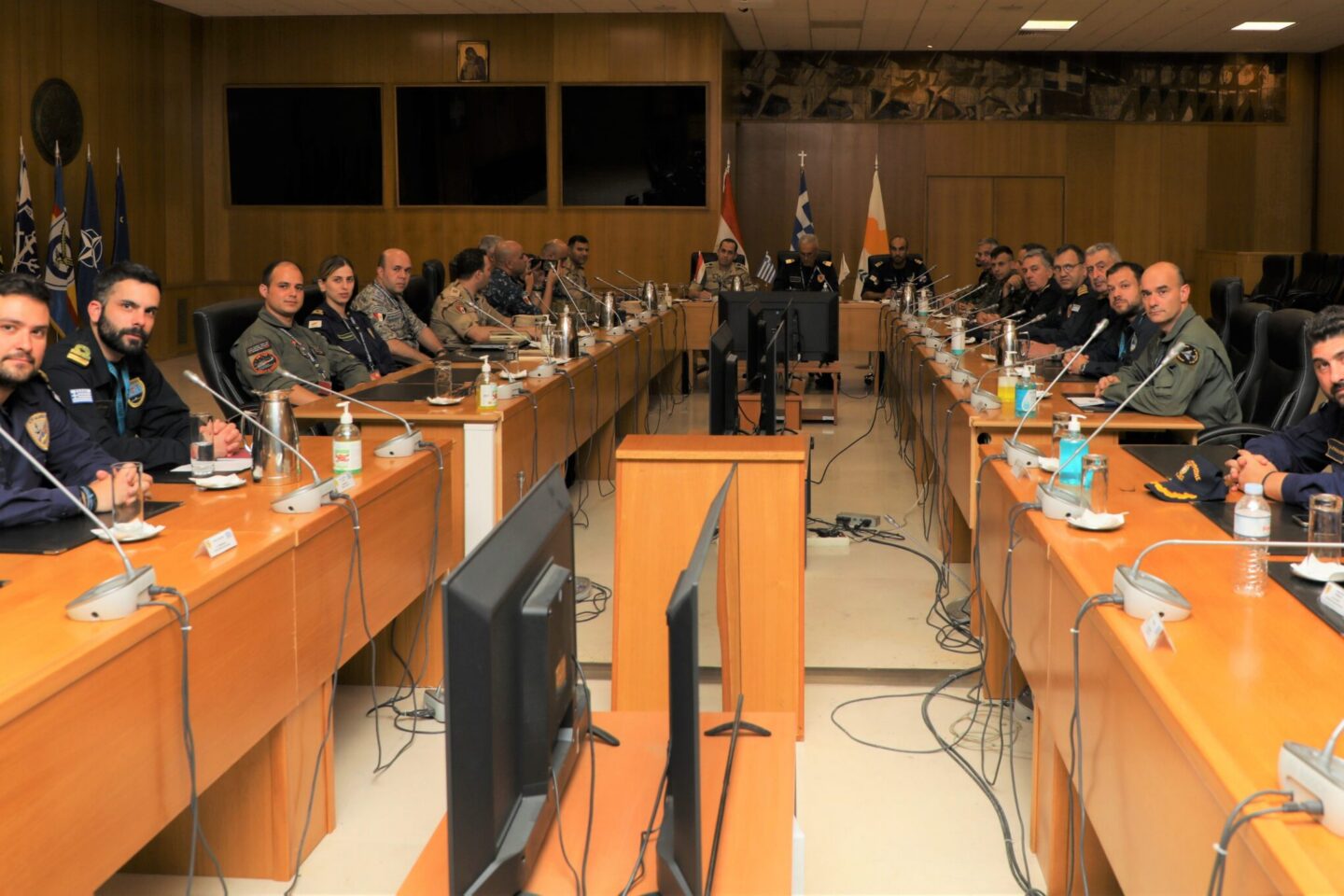 ΜΕΔΟΥΣΑ 13