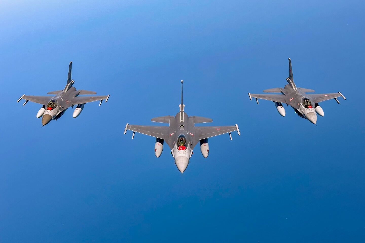 F-16