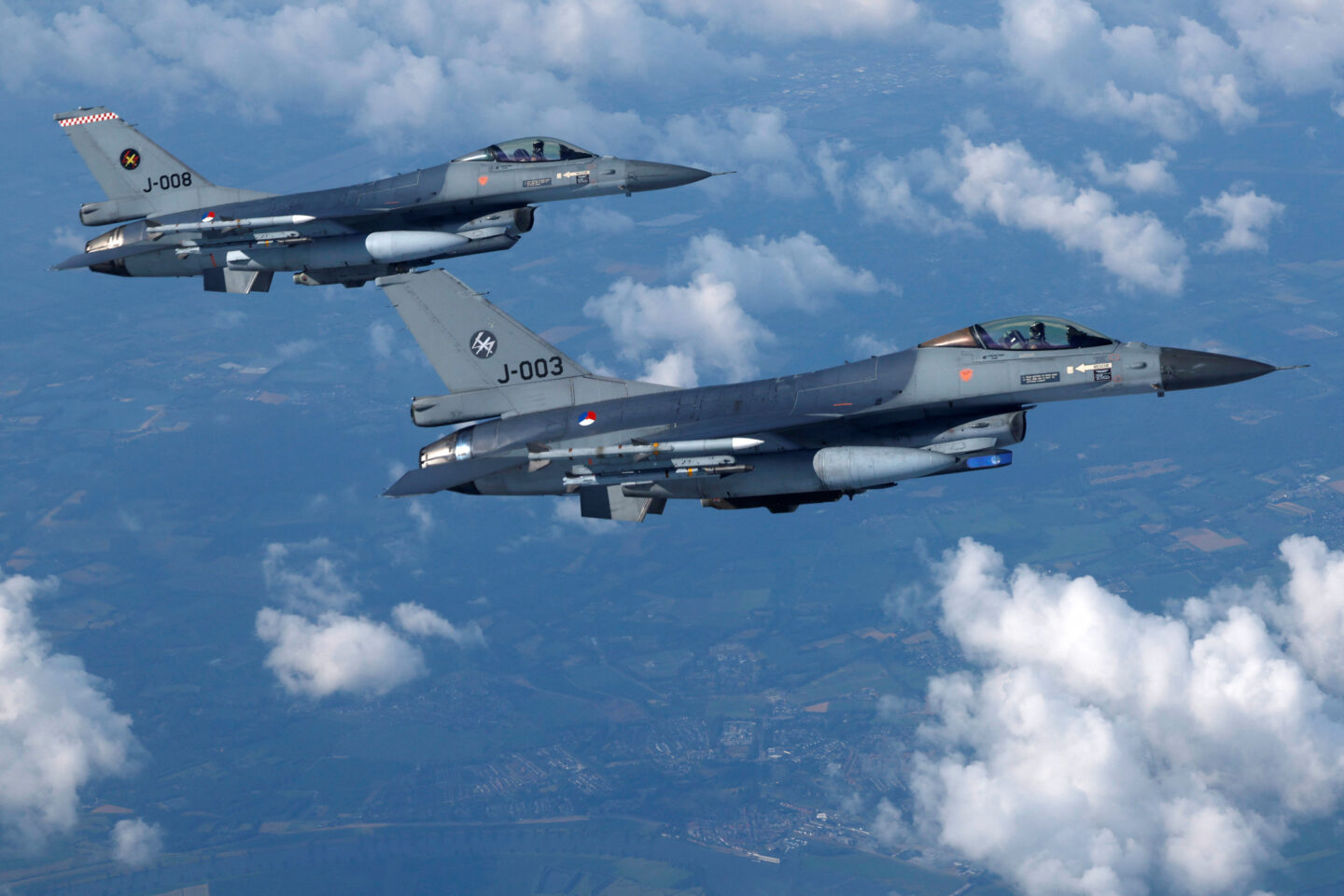 F-16