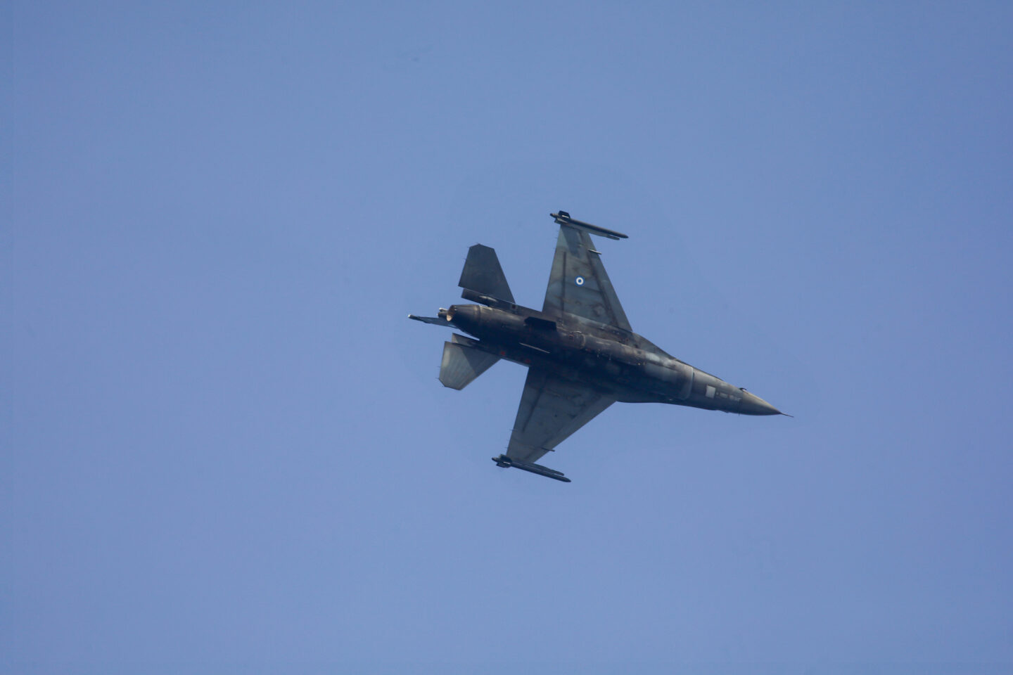 F-16