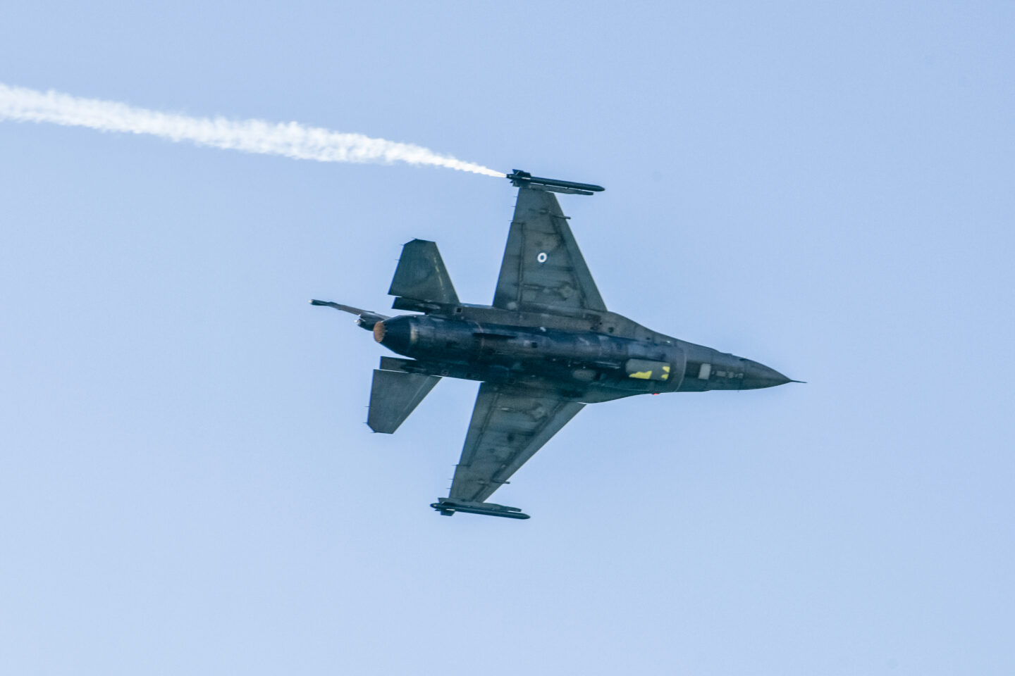 F-16
