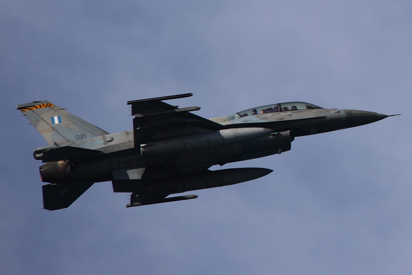 F-16