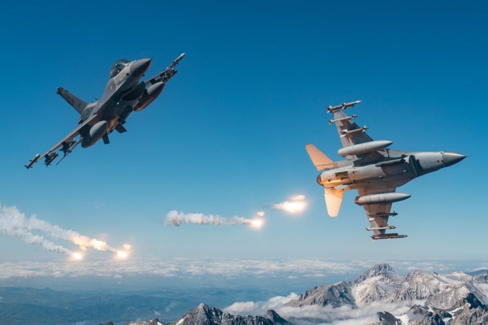 F-16