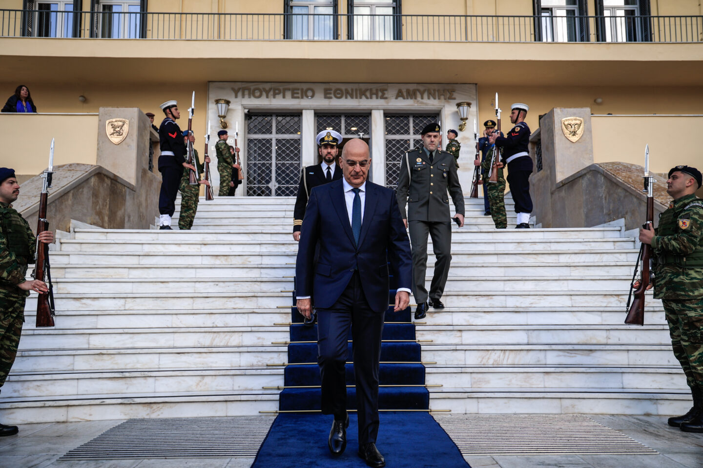 Δένδιας